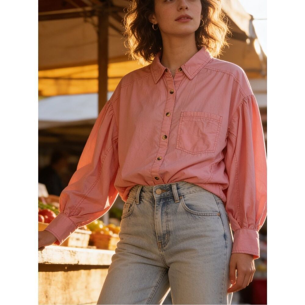We The Free Women’s pink blouse size XS